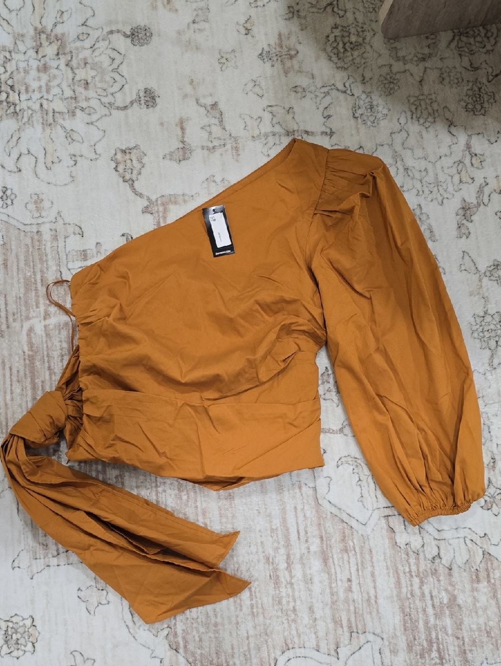 Express Mustard One-Shoulder Long Sleeve Crop Top